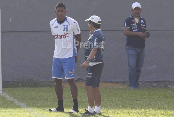 Costly se reencontró con Pinto y le apuntan a los trinitecos